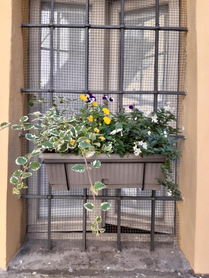 Iseo Portelle Holiday With Private Parking And Bike Storage Exterior foto